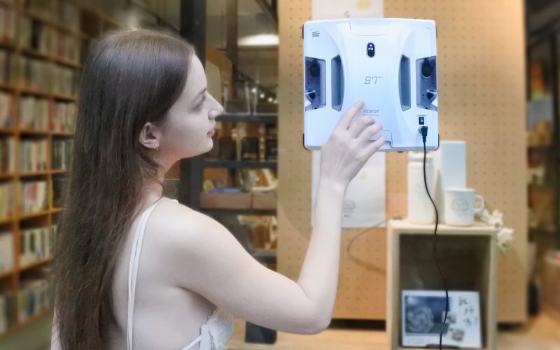 Robot de spălat geamuri HOBOT-S7 Pro - Hobot Moldova