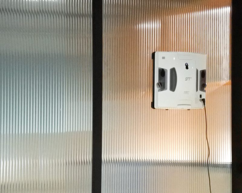 Robot de spălat geamuri HOBOT-S7 Pro - Hobot Moldova